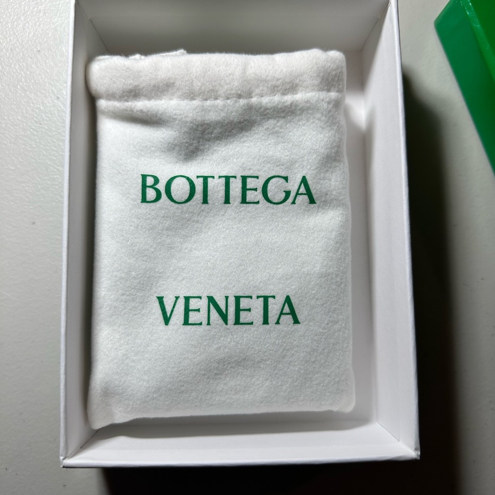 Bottega Veneta Woven Leather Green Card Case - Picture 4 of 9